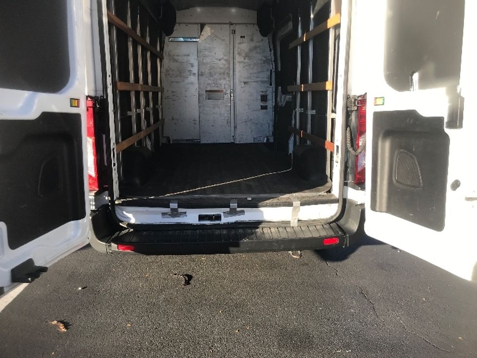 Cargo Van (Panel Van)-Light and Medium Duty Trucks-Ford-2022-Transit 250-Alexandria-VA-84,860\n\t\tmiles-$ 35,750 - Image 9