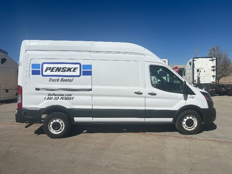 Cargo Van (Panel Van)-Light and Medium Duty Trucks-Ford-2022-Transit 250-Amarillo-TX-141,737\n\t\tmiles-$ 29,500 - Image 14