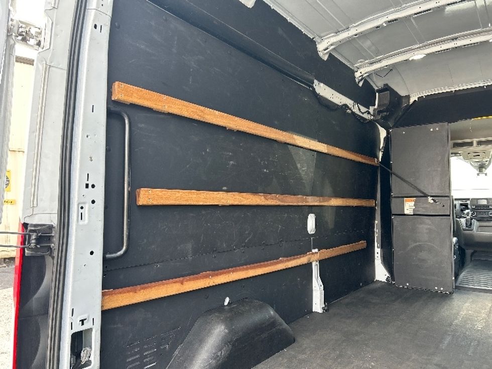 Cargo Van (Panel Van)-Light and Medium Duty Trucks-Ford-2022-Transit 250-Atlanta-GA-140,136\n\t\tmiles-$ 29,000 - Image 11