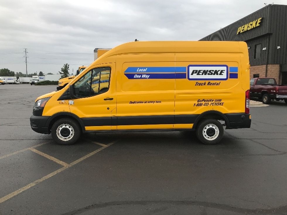 Cargo Van (Panel Van)-Light and Medium Duty Trucks-Ford-2022-Transit 250-Aurora-CO-49,419\n\t\tmiles-$ 35,750 - Image 4
