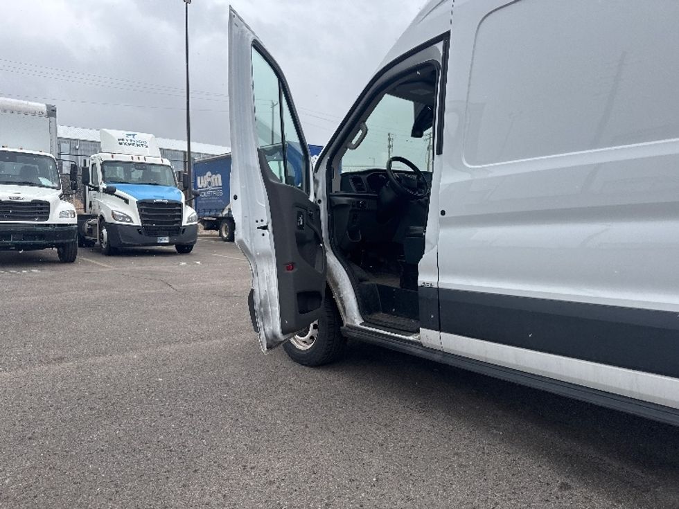 Cargo Van (Panel Van)-Light and Medium Duty Trucks-Ford-2022-Transit 250-Aurora-CO-62,949\n\t\tmiles-$ 39,750 - Image 14