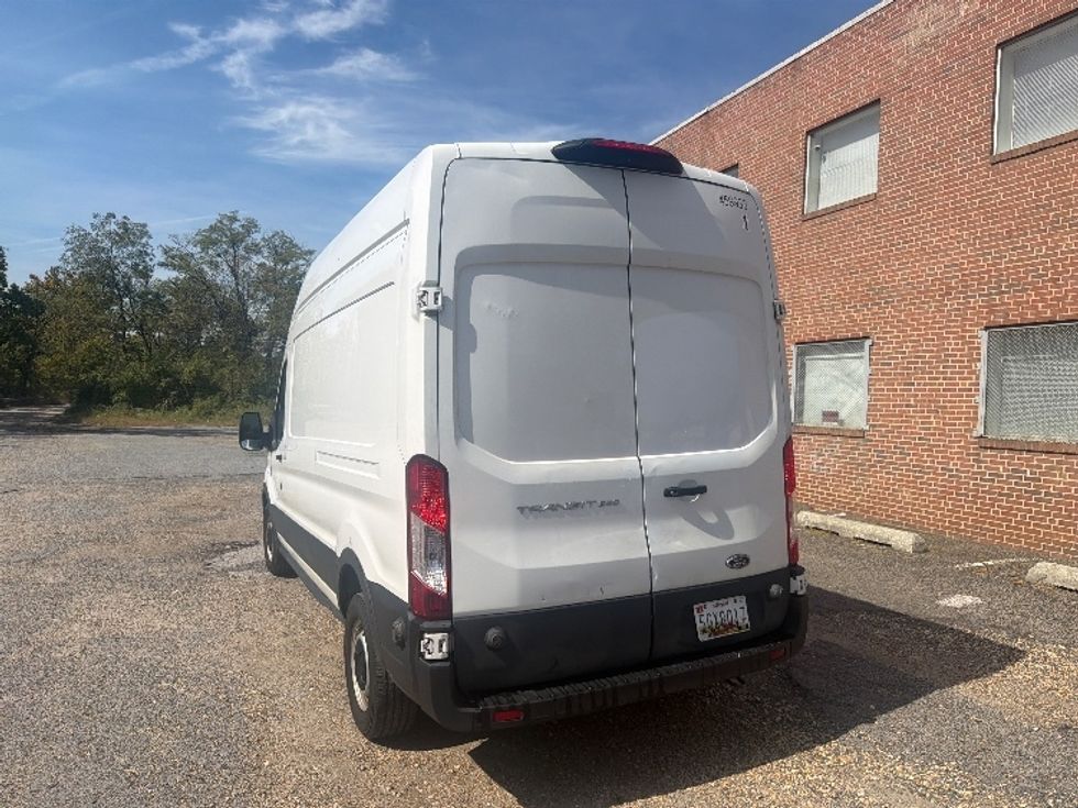 Cargo Van (Panel Van)-Light and Medium Duty Trucks-Ford-2022-Transit 250-Baltimore-MD-122,392\n\t\tmiles-$ 32,250 - Image 5