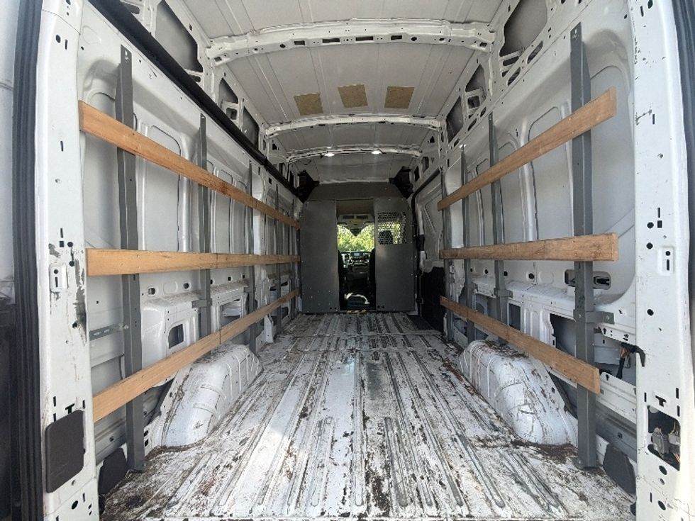 Cargo Van (Panel Van)-Light and Medium Duty Trucks-Ford-2022-Transit 250-Baltimore-MD-122,392\n\t\tmiles-$ 32,250 - Image 7
