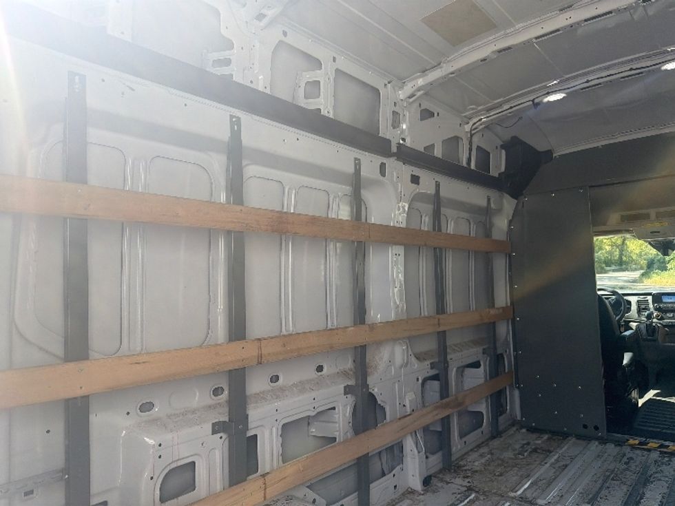 Cargo Van (Panel Van)-Light and Medium Duty Trucks-Ford-2022-Transit 250-Baltimore-MD-122,392\n\t\tmiles-$ 32,250 - Image 8