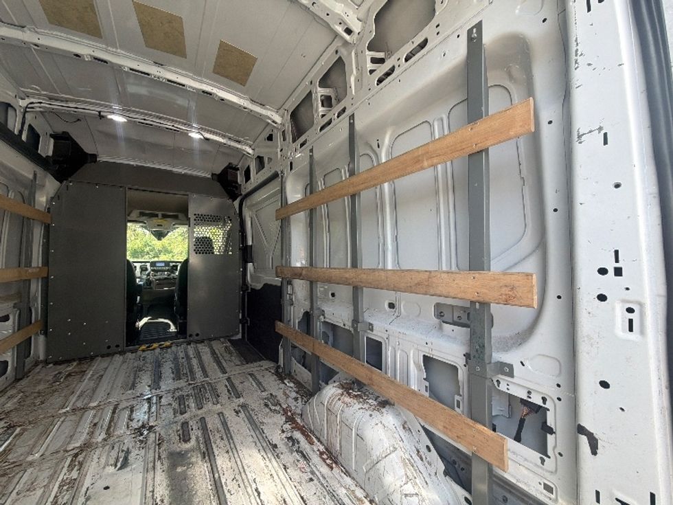 Cargo Van (Panel Van)-Light and Medium Duty Trucks-Ford-2022-Transit 250-Baltimore-MD-122,392\n\t\tmiles-$ 32,250 - Image 9