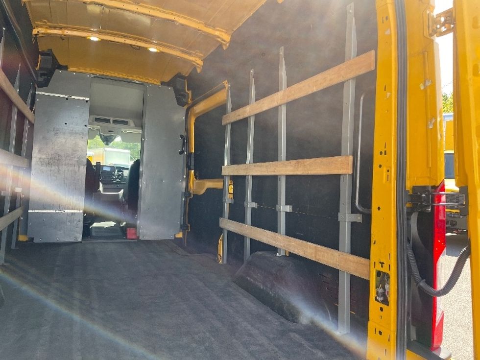 Cargo Van (Panel Van)-Light and Medium Duty Trucks-Ford-2022-Transit 250-Baltimore-MD-41,665\n\t\tmiles-$ 35,250 - Image 11