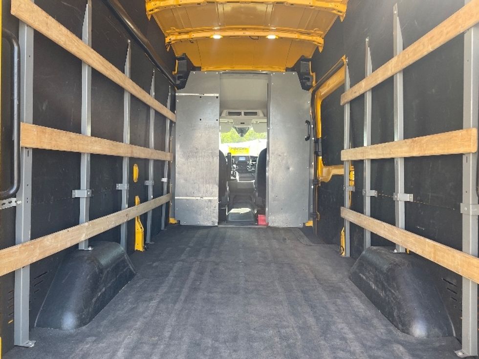 Cargo Van (Panel Van)-Light and Medium Duty Trucks-Ford-2022-Transit 250-Baltimore-MD-41,665\n\t\tmiles-$ 35,250 - Image 8