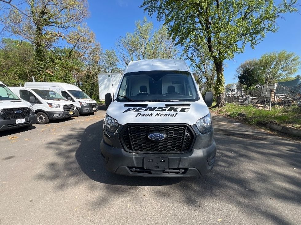 Cargo Van (Panel Van)-Light and Medium Duty Trucks-Ford-2022-Transit 250-Baltimore-MD-78,500\n\t\tmiles-$ 38,750 - Image 2
