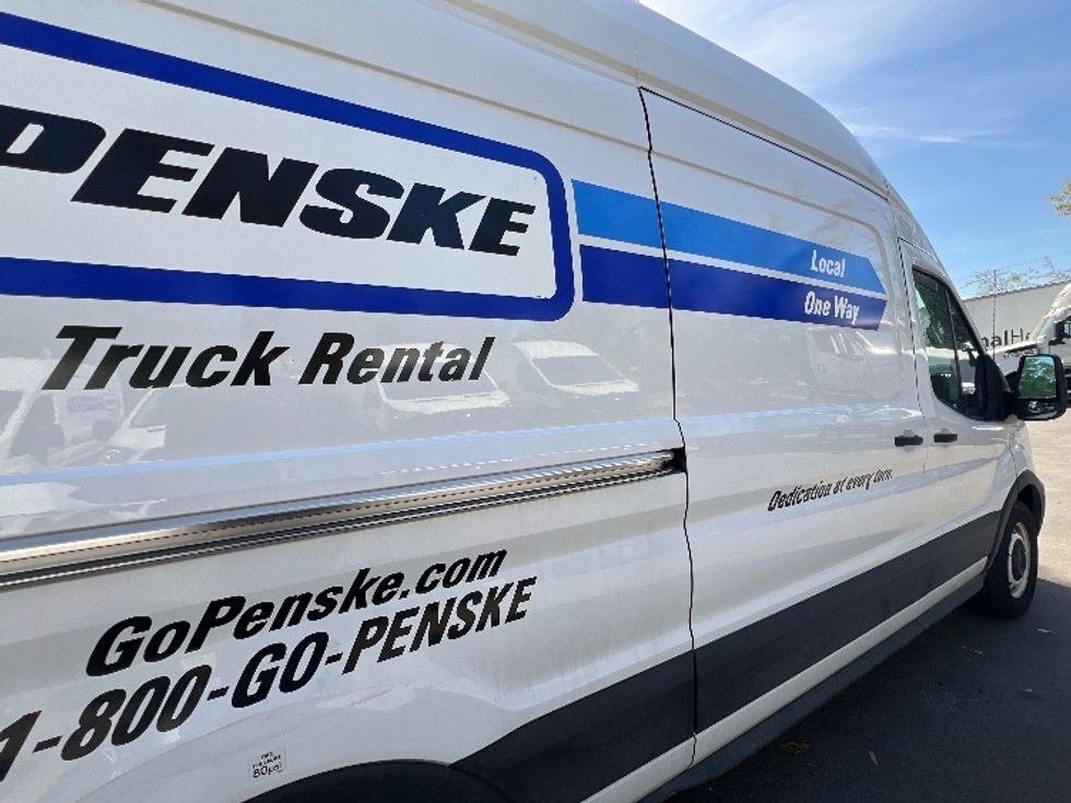 Cargo Van (Panel Van)-Light and Medium Duty Trucks-Ford-2022-Transit 250-Baltimore-MD-78,500\n\t\tmiles-$ 38,750 - Image 27