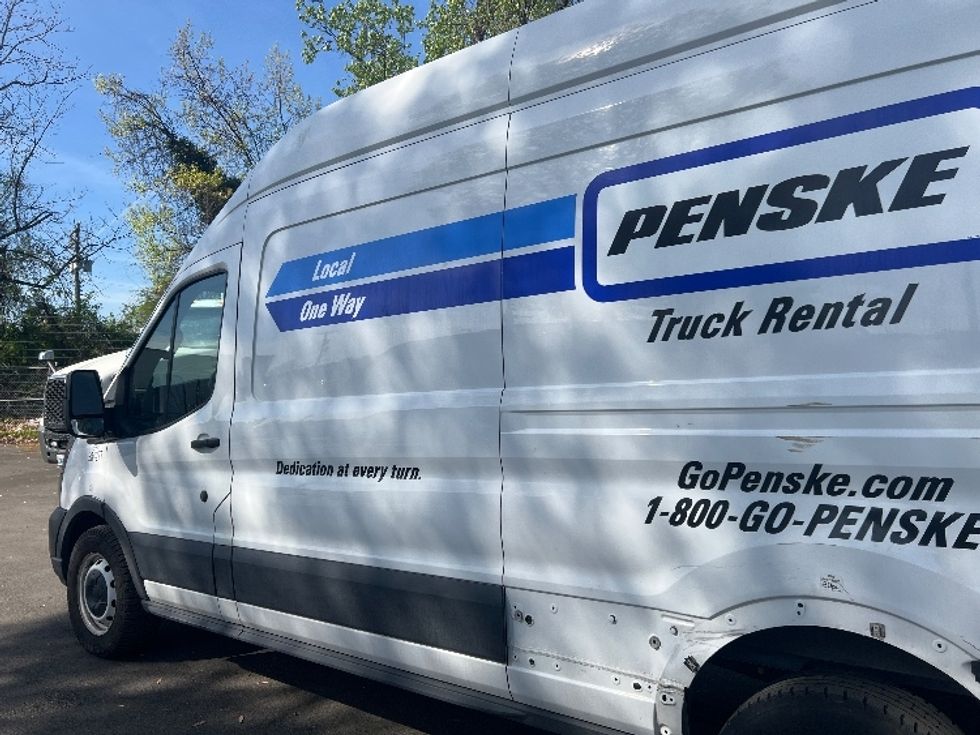 Cargo Van (Panel Van)-Light and Medium Duty Trucks-Ford-2022-Transit 250-Baltimore-MD-78,500\n\t\tmiles-$ 38,750 - Image 5