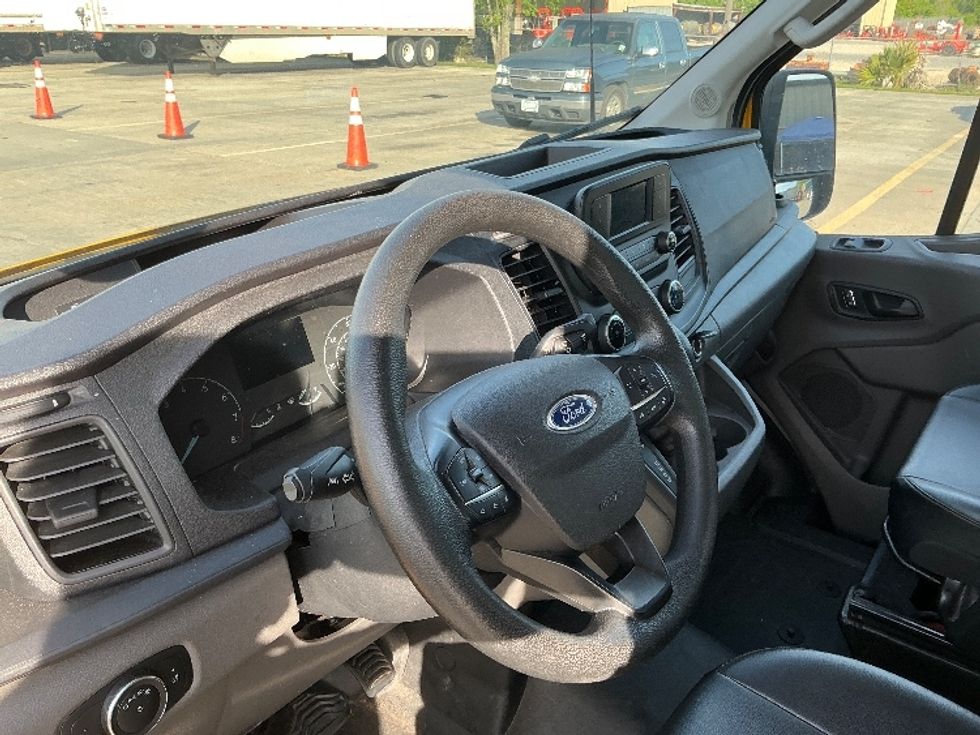 Cargo Van (Panel Van)-Light and Medium Duty Trucks-Ford-2022-Transit 250-Baton Rouge-LA-120,139\n\t\tmiles-$ 30,750 - Image 17