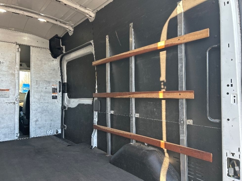 Cargo Van (Panel Van)-Light and Medium Duty Trucks-Ford-2022-Transit 250-Baton Rouge-LA-71,357\n\t\tmiles-$ 38,750 - Image 10