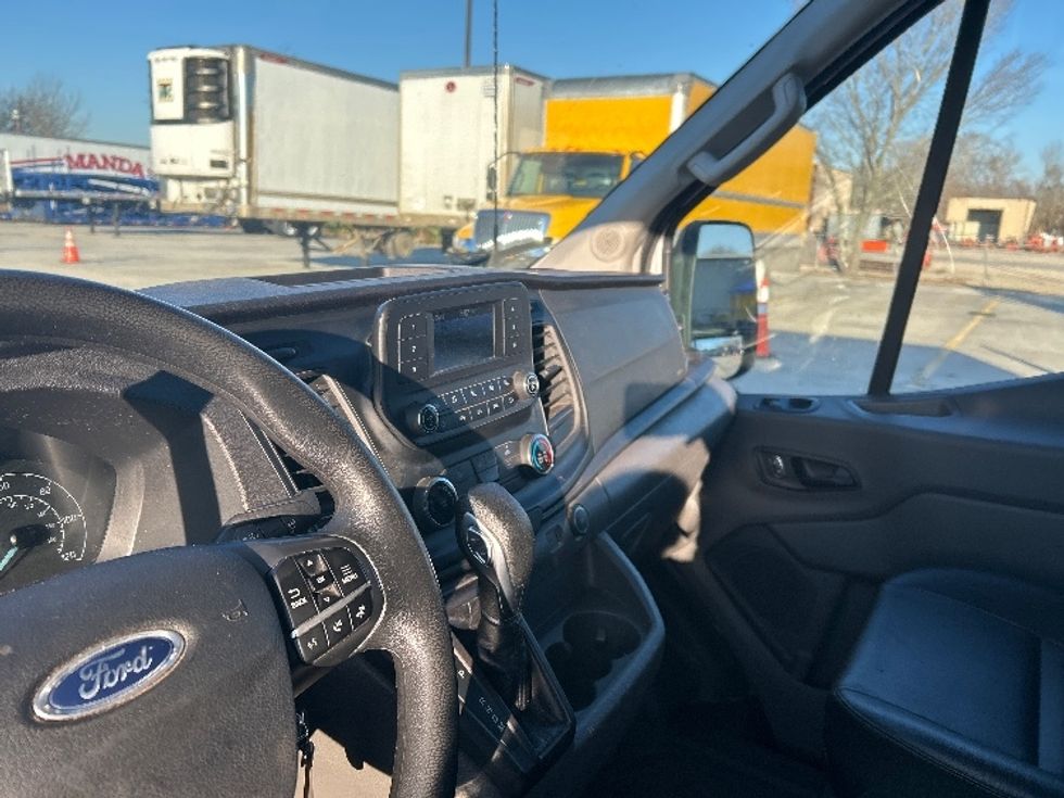 Cargo Van (Panel Van)-Light and Medium Duty Trucks-Ford-2022-Transit 250-Baton Rouge-LA-71,357\n\t\tmiles-$ 38,750 - Image 14