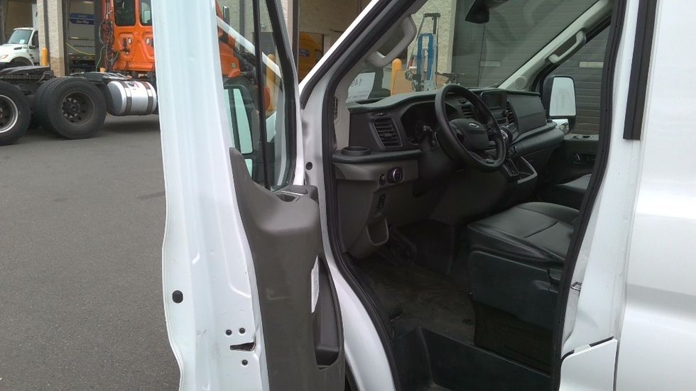 Cargo Van (Panel Van)-Light and Medium Duty Trucks-Ford-2022-Transit 250-Bensalem-PA-94,744\n\t\tmiles-$ 33,750 - Image 15
