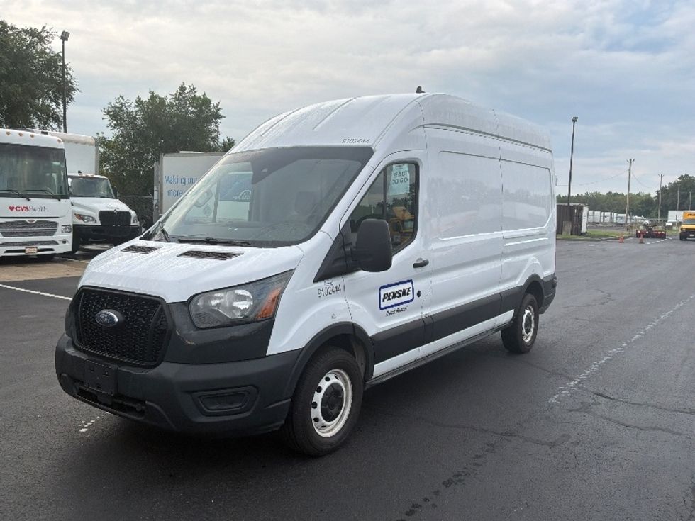 Cargo Van (Panel Van)-Light and Medium Duty Trucks-Ford-2022-Transit 250-Bensalem-PA-96,464\n\t\tmiles-$ 33,750 - Image 3