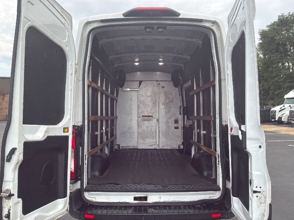 Cargo Van (Panel Van)-Light and Medium Duty Trucks-Ford-2022-Transit 250-Bensalem-PA-96,464\n\t\tmiles-$ 33,750 - Image 8