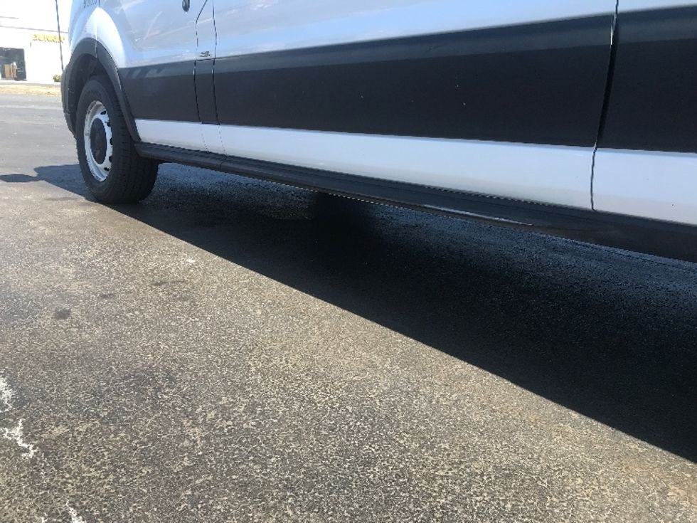 Cargo Van (Panel Van)-Light and Medium Duty Trucks-Ford-2022-Transit 250-Bethlehem-PA-97,926\n\t\tmiles-$ 36,000 - Image 14