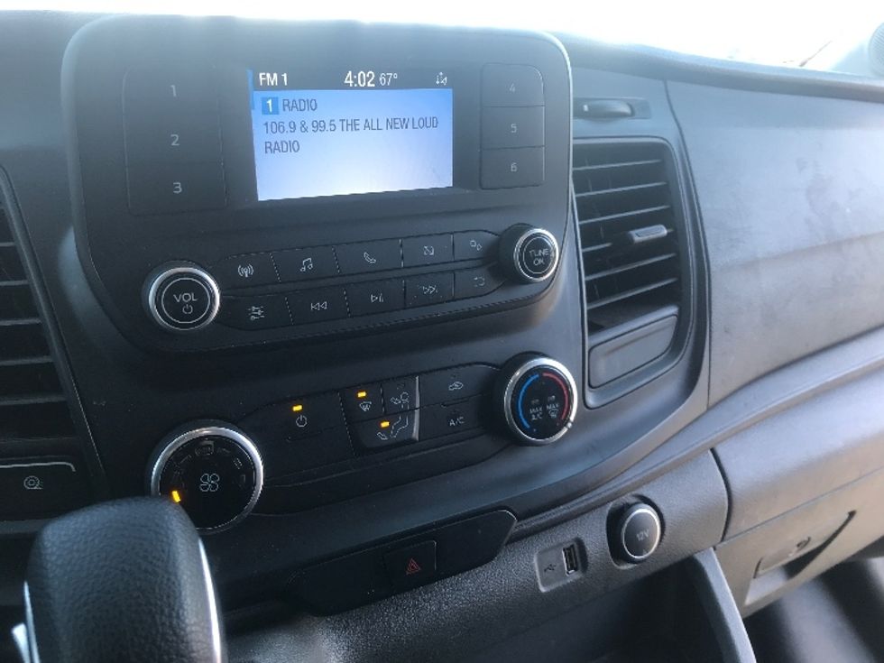 Cargo Van (Panel Van)-Light and Medium Duty Trucks-Ford-2022-Transit 250-Bethlehem-PA-97,926\n\t\tmiles-$ 36,000 - Image 25