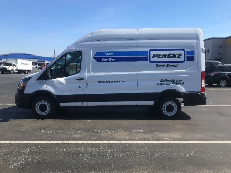 Cargo Van (Panel Van)-Light and Medium Duty Trucks-Ford-2022-Transit 250-Bethlehem-PA-97,926\n\t\tmiles-$ 36,000 - Image 4