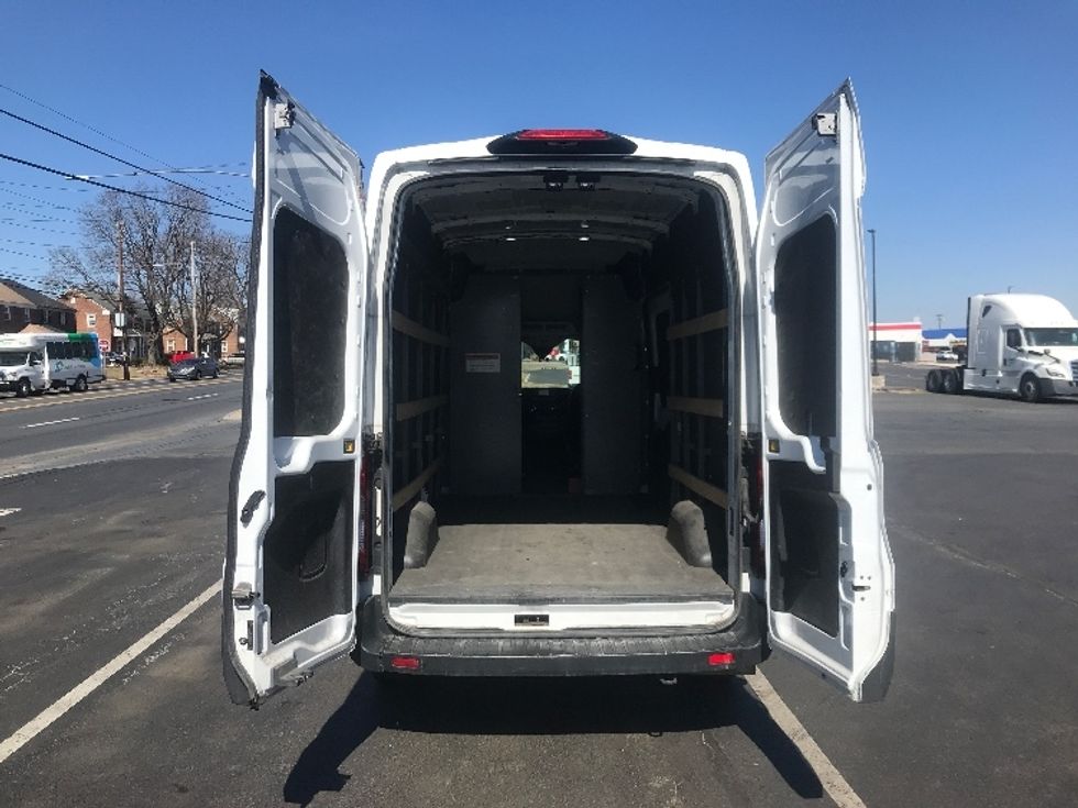 Cargo Van (Panel Van)-Light and Medium Duty Trucks-Ford-2022-Transit 250-Bethlehem-PA-97,926\n\t\tmiles-$ 36,000 - Image 8