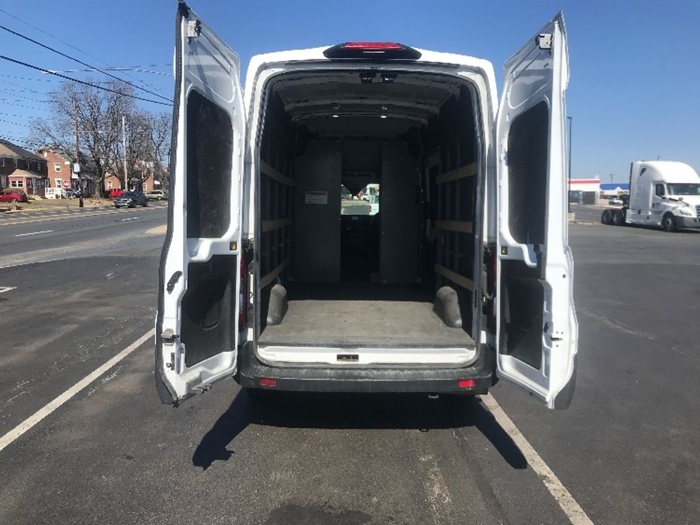 Cargo Van (Panel Van)-Light and Medium Duty Trucks-Ford-2022-Transit 250-Bethlehem-PA-97,926\n\t\tmiles-$ 36,000 - Image 9