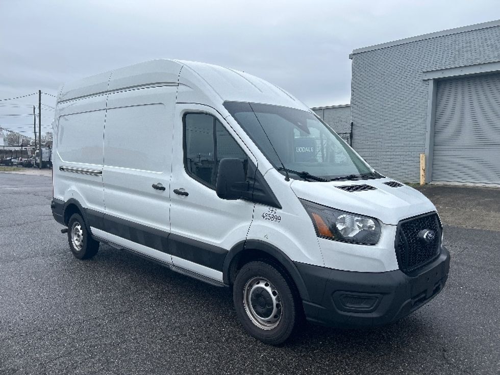Cargo Van (Panel Van)-Light and Medium Duty Trucks-Ford-2022-Transit 250-Birmingham-AL-154,114\n\t\tmiles-$ 27,750 - Image 1