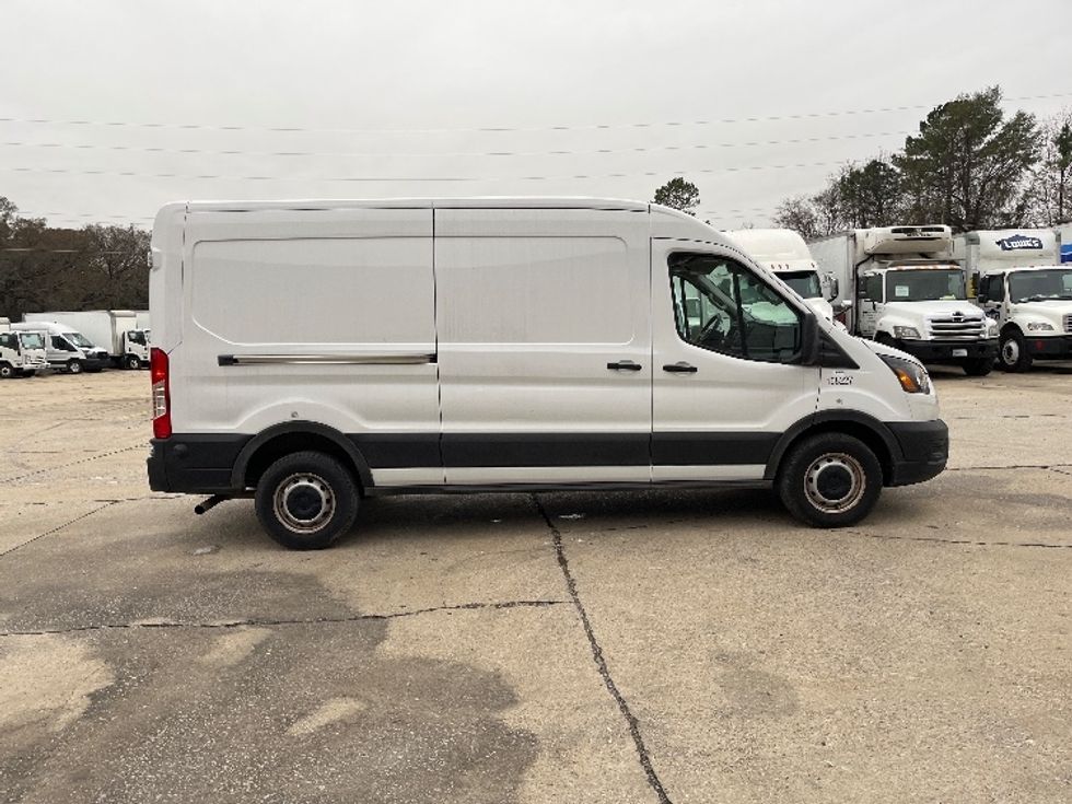 Cargo Van (Panel Van)-Light and Medium Duty Trucks-Ford-2022-Transit 250-Birmingham-AL-31,538\n\t\tmiles-$ 39,750 - Image 13