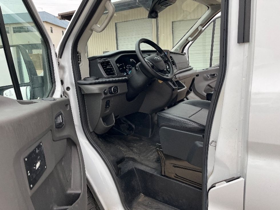 Cargo Van (Panel Van)-Light and Medium Duty Trucks-Ford-2022-Transit 250-Birmingham-AL-31,538\n\t\tmiles-$ 39,750 - Image 14