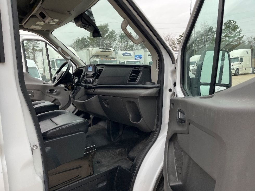 Cargo Van (Panel Van)-Light and Medium Duty Trucks-Ford-2022-Transit 250-Birmingham-AL-31,538\n\t\tmiles-$ 39,750 - Image 18