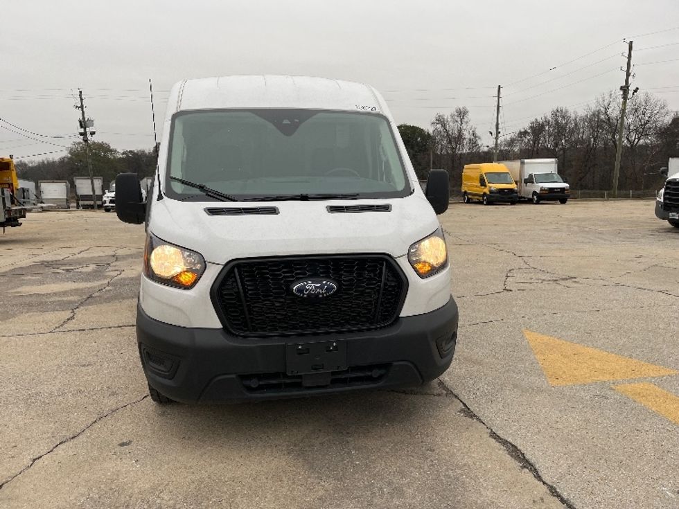 Cargo Van (Panel Van)-Light and Medium Duty Trucks-Ford-2022-Transit 250-Birmingham-AL-31,538\n\t\tmiles-$ 39,750 - Image 2