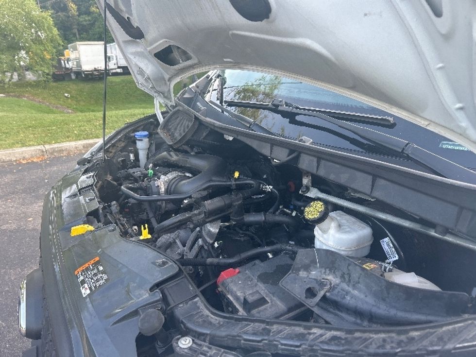 Cargo Van (Panel Van)-Light and Medium Duty Trucks-Ford-2022-Transit 250-Blountville-TN-99,959\n\t\tmiles-$ 34,500 - Image 24