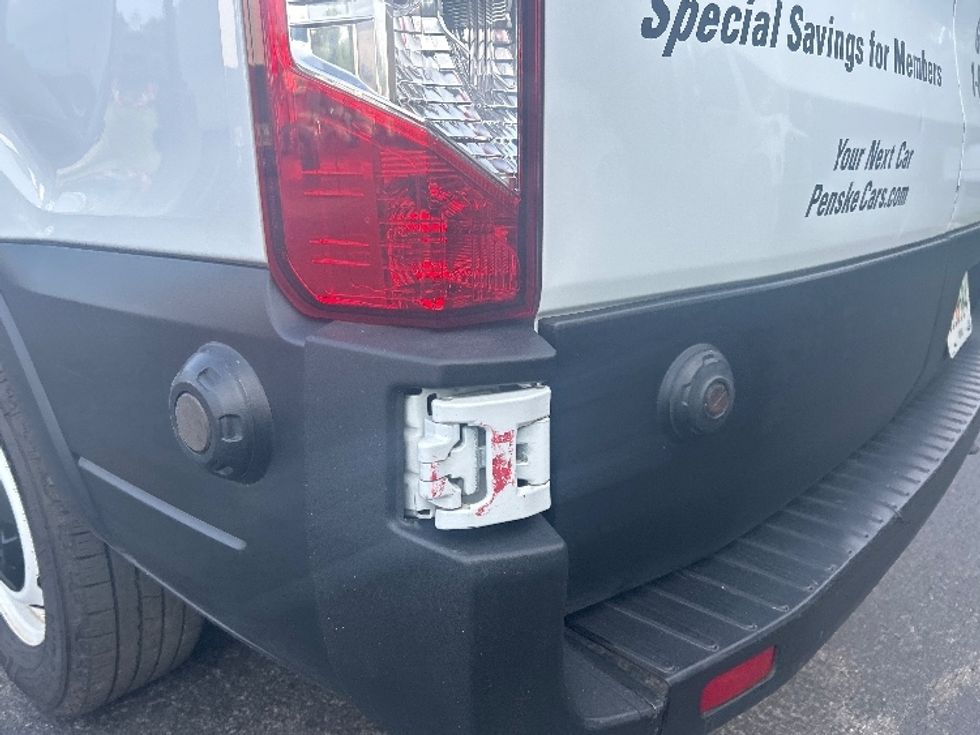 Cargo Van (Panel Van)-Light and Medium Duty Trucks-Ford-2022-Transit 250-Blountville-TN-99,959\n\t\tmiles-$ 34,500 - Image 27