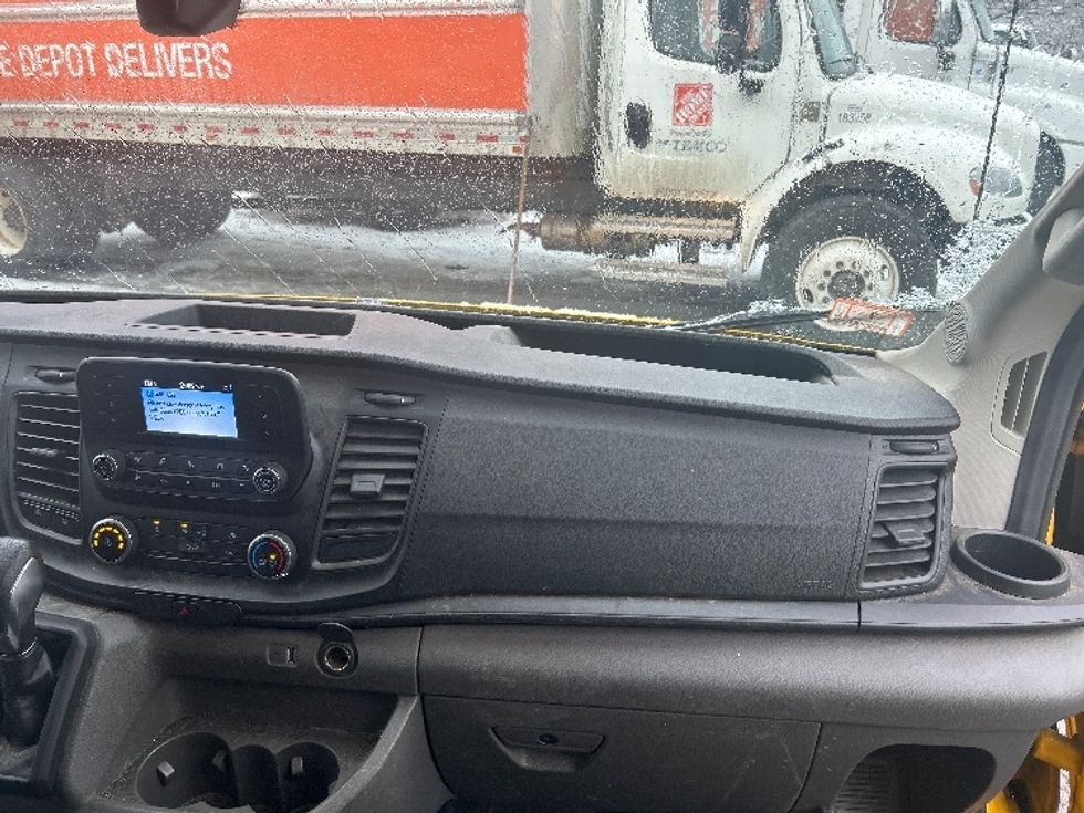 Cargo Van (Panel Van)-Light and Medium Duty Trucks-Ford-2022-Transit 250-Braintree-MA-131,104\n\t\tmiles-$ 27,750 - Image 21