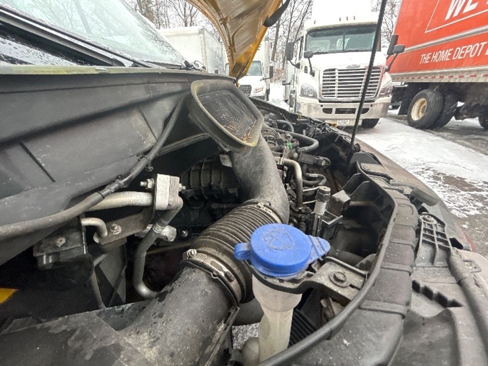 Cargo Van (Panel Van)-Light and Medium Duty Trucks-Ford-2022-Transit 250-Braintree-MA-131,104\n\t\tmiles-$ 27,750 - Image 23