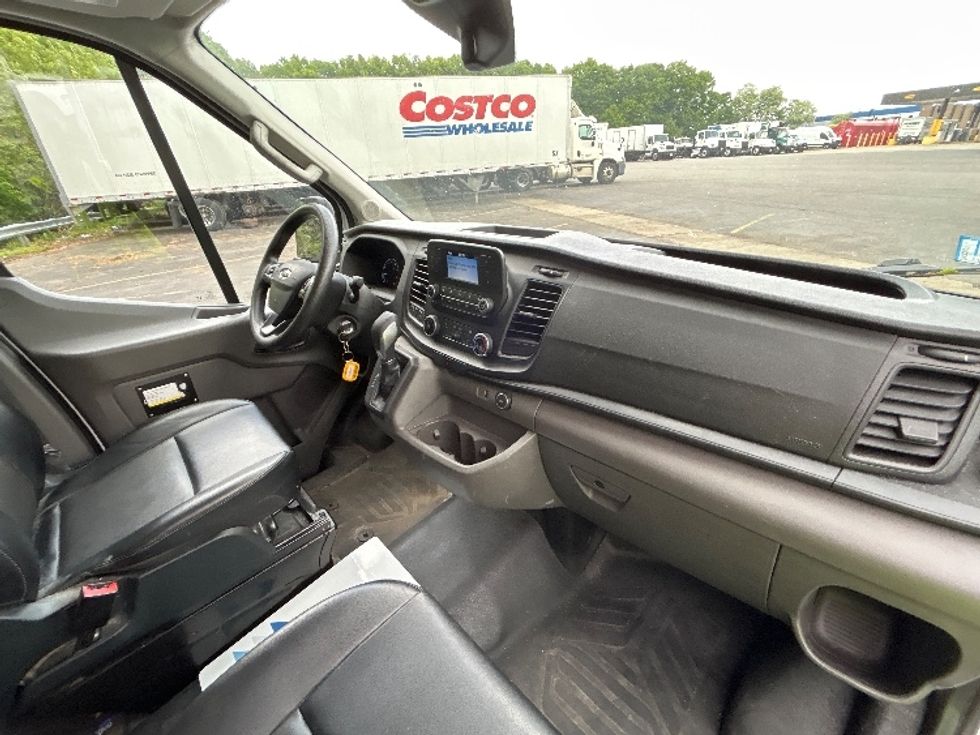 Cargo Van (Panel Van)-Light and Medium Duty Trucks-Ford-2022-Transit 250-Braintree-MA-68,430\n\t\tmiles-$ 40,250 - Image 17