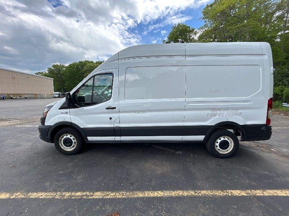Cargo Van (Panel Van)-Light and Medium Duty Trucks-Ford-2022-Transit 250-Braintree-MA-68,430\n\t\tmiles-$ 40,250 - Image 3
