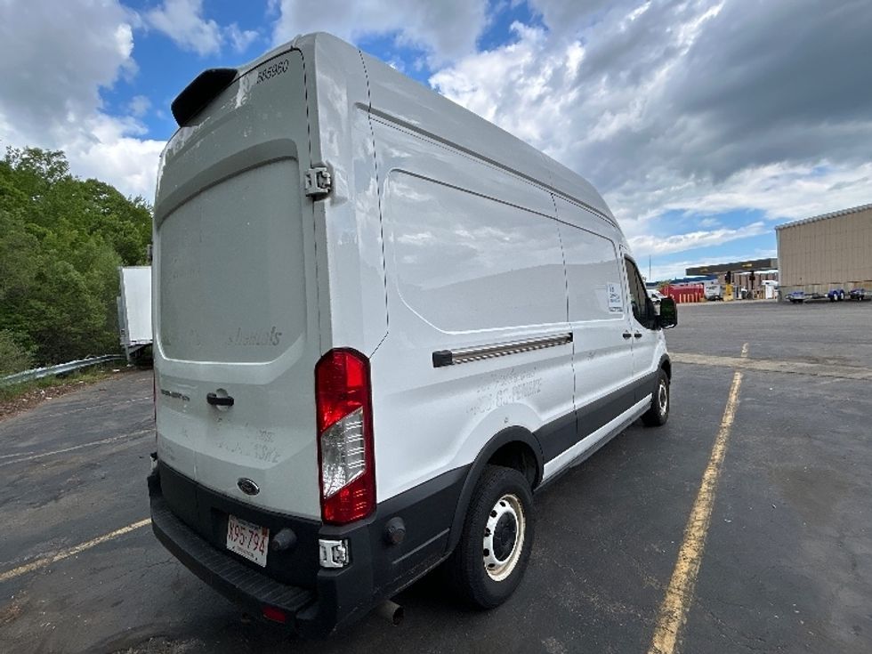 Cargo Van (Panel Van)-Light and Medium Duty Trucks-Ford-2022-Transit 250-Braintree-MA-68,430\n\t\tmiles-$ 40,250 - Image 9