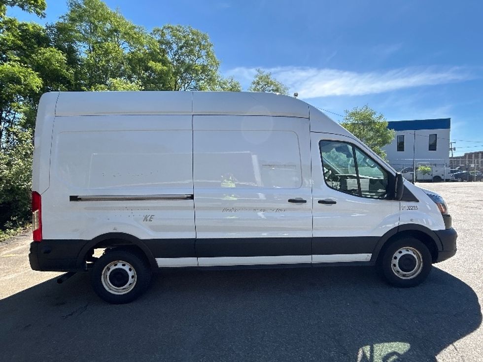 Cargo Van (Panel Van)-Light and Medium Duty Trucks-Ford-2022-Transit 250-Braintree-MA-71,475\n\t\tmiles-$ 40,000 - Image 11
