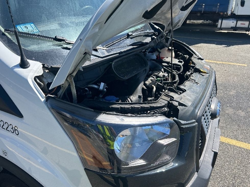 Cargo Van (Panel Van)-Light and Medium Duty Trucks-Ford-2022-Transit 250-Braintree-MA-71,475\n\t\tmiles-$ 40,000 - Image 19