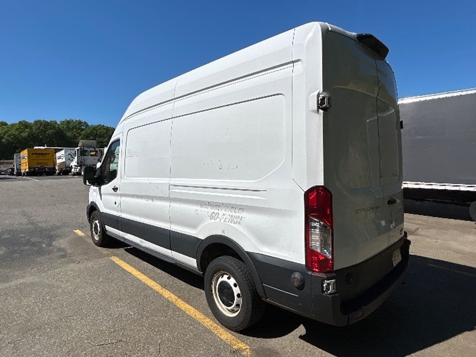Cargo Van (Panel Van)-Light and Medium Duty Trucks-Ford-2022-Transit 250-Braintree-MA-71,475\n\t\tmiles-$ 40,000 - Image 5