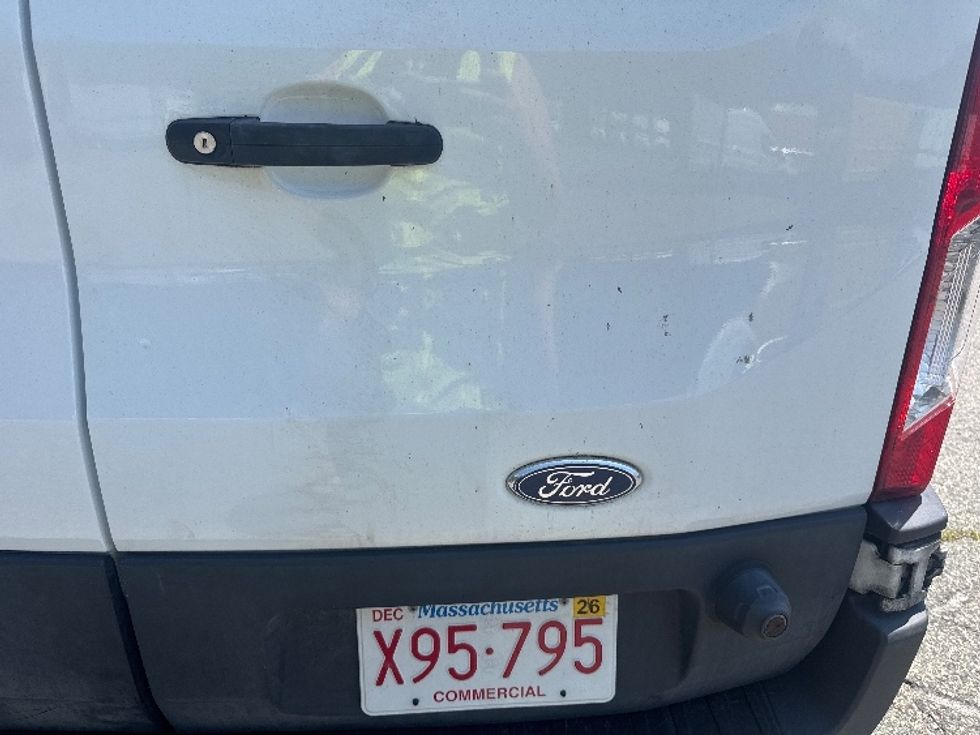Cargo Van (Panel Van)-Light and Medium Duty Trucks-Ford-2022-Transit 250-Braintree-MA-73,378\n\t\tmiles-$ 39,750 - Image 23