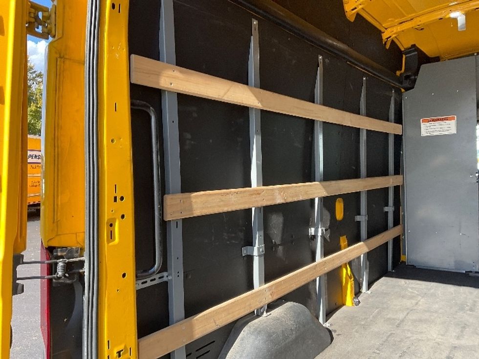 Cargo Van (Panel Van)-Light and Medium Duty Trucks-Ford-2022-Transit 250-Capitol Heights-MD-112,922\n\t\tmiles-$ 29,250 - Image 8