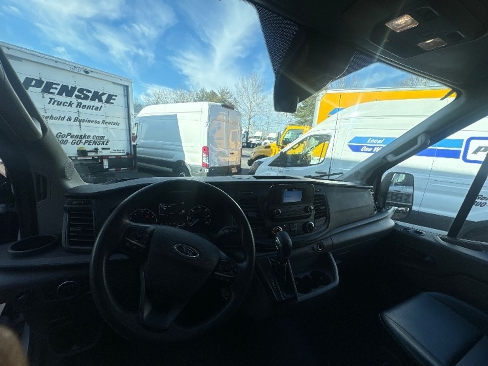 Cargo Van (Panel Van)-Light and Medium Duty Trucks-Ford-2022-Transit 250-Capitol Heights-MD-35,963\n\t\tmiles-$ 41,000 - Image 17