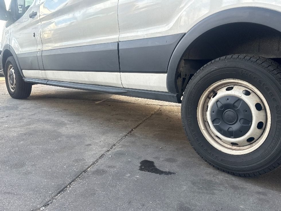 Cargo Van (Panel Van)-Light and Medium Duty Trucks-Ford-2022-Transit 250-Capitol Heights-MD-35,963\n\t\tmiles-$ 41,000 - Image 5