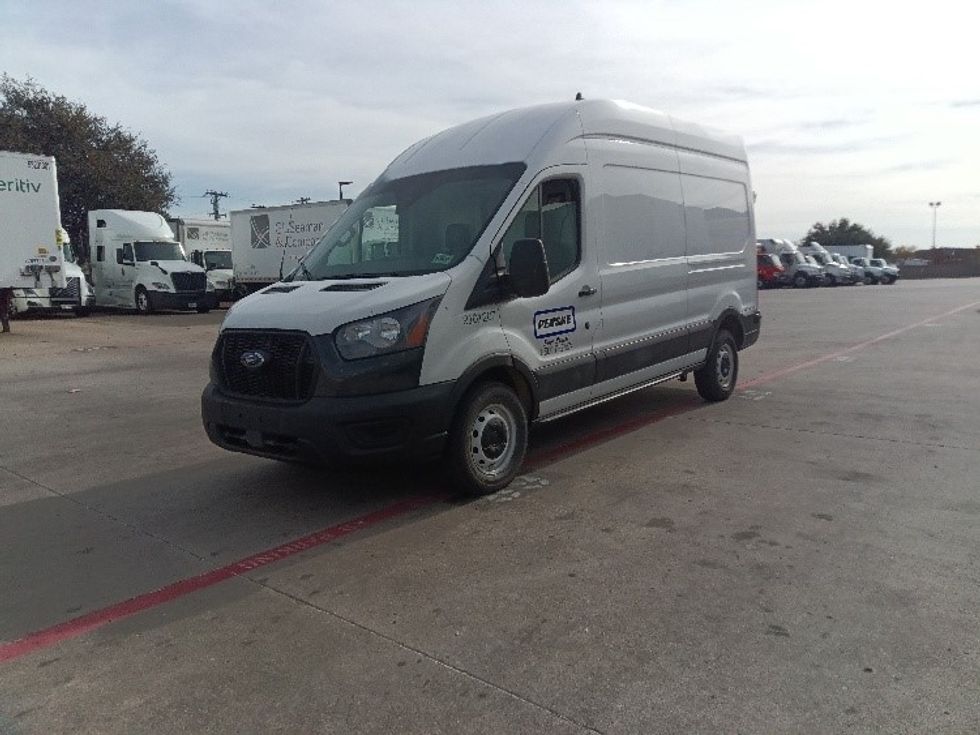 Cargo Van (Panel Van)-Light and Medium Duty Trucks-Ford-2022-Transit 250-Carson-CA-114,005\n\t\tmiles-$ 33,750 - Image 1