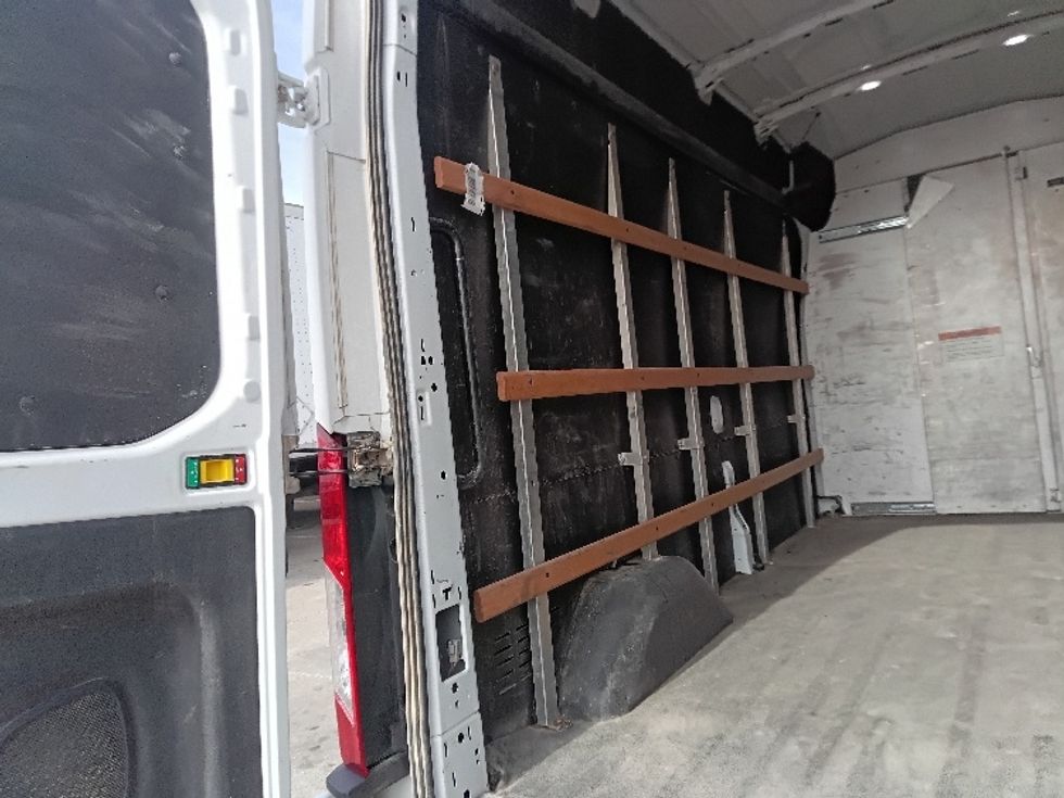Cargo Van (Panel Van)-Light and Medium Duty Trucks-Ford-2022-Transit 250-Carson-CA-114,005\n\t\tmiles-$ 33,750 - Image 10