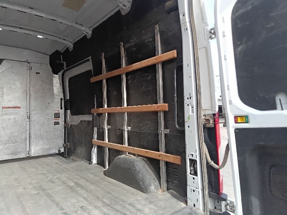 Cargo Van (Panel Van)-Light and Medium Duty Trucks-Ford-2022-Transit 250-Carson-CA-114,005\n\t\tmiles-$ 33,750 - Image 11