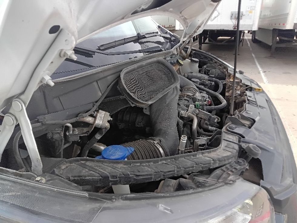 Cargo Van (Panel Van)-Light and Medium Duty Trucks-Ford-2022-Transit 250-Carson-CA-114,005\n\t\tmiles-$ 33,750 - Image 23