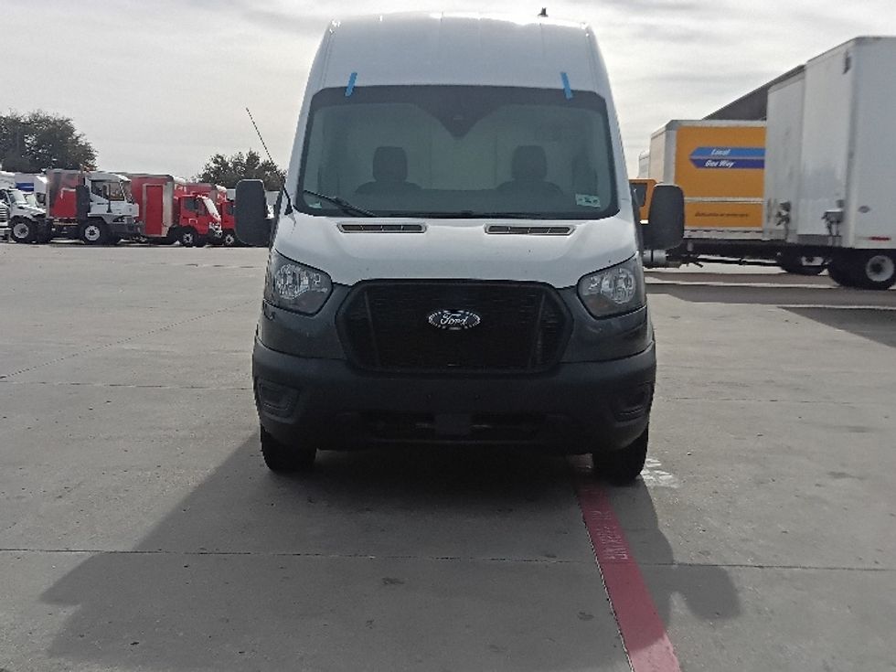 Cargo Van (Panel Van)-Light and Medium Duty Trucks-Ford-2022-Transit 250-Carson-CA-114,005\n\t\tmiles-$ 33,750 - Image 26
