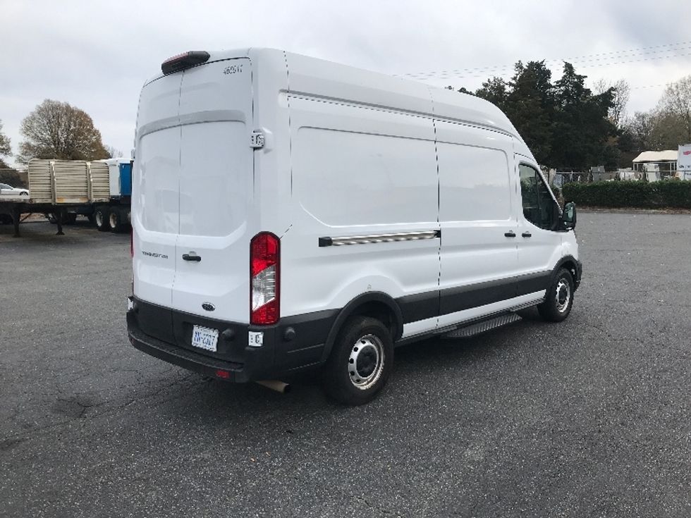 Cargo Van (Panel Van)-Light and Medium Duty Trucks-Ford-2022-Transit 250-Charlotte-NC-117,977\n\t\tmiles-$ 32,500 - Image 12